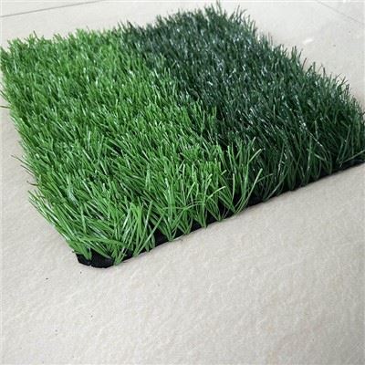 Campo de futebol de grama sintética